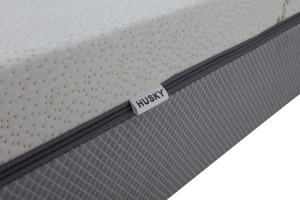 Husky 8 inch gel memory foam Mattress with zipper cover Double Sided